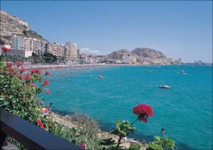 El Saladar Beach in Alicante