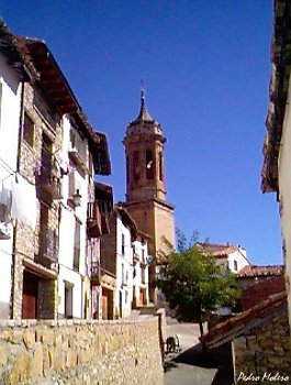 La villa fortificada de Linares de Mora
